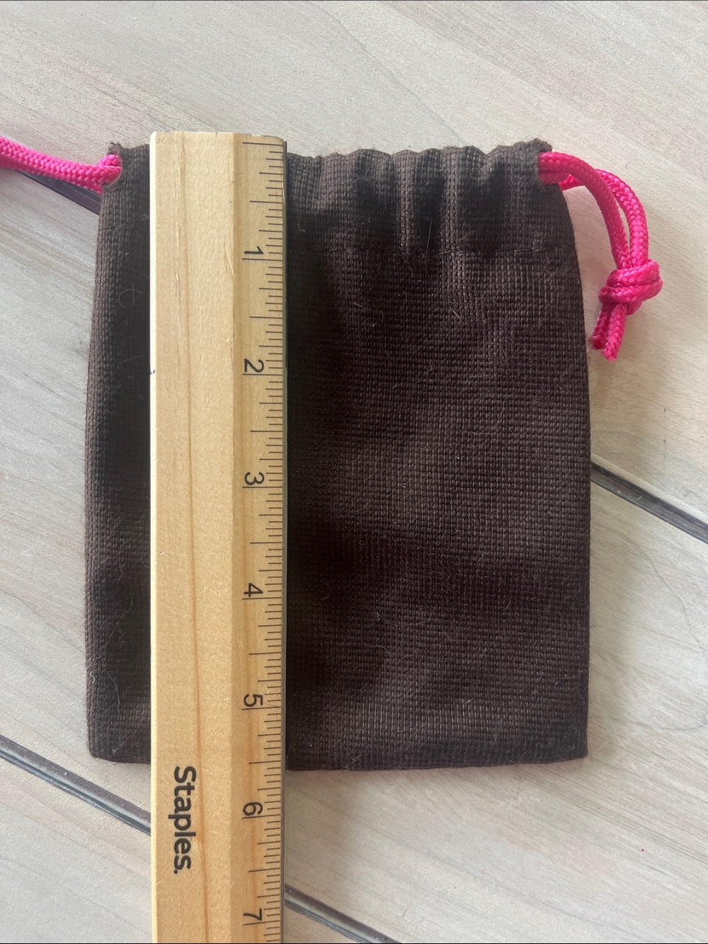 kate spade brown pouch with pink drawstrings - Picture 4 of 4